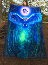 Load image into Gallery viewer, Throw Blanket of Lunar Oracle
